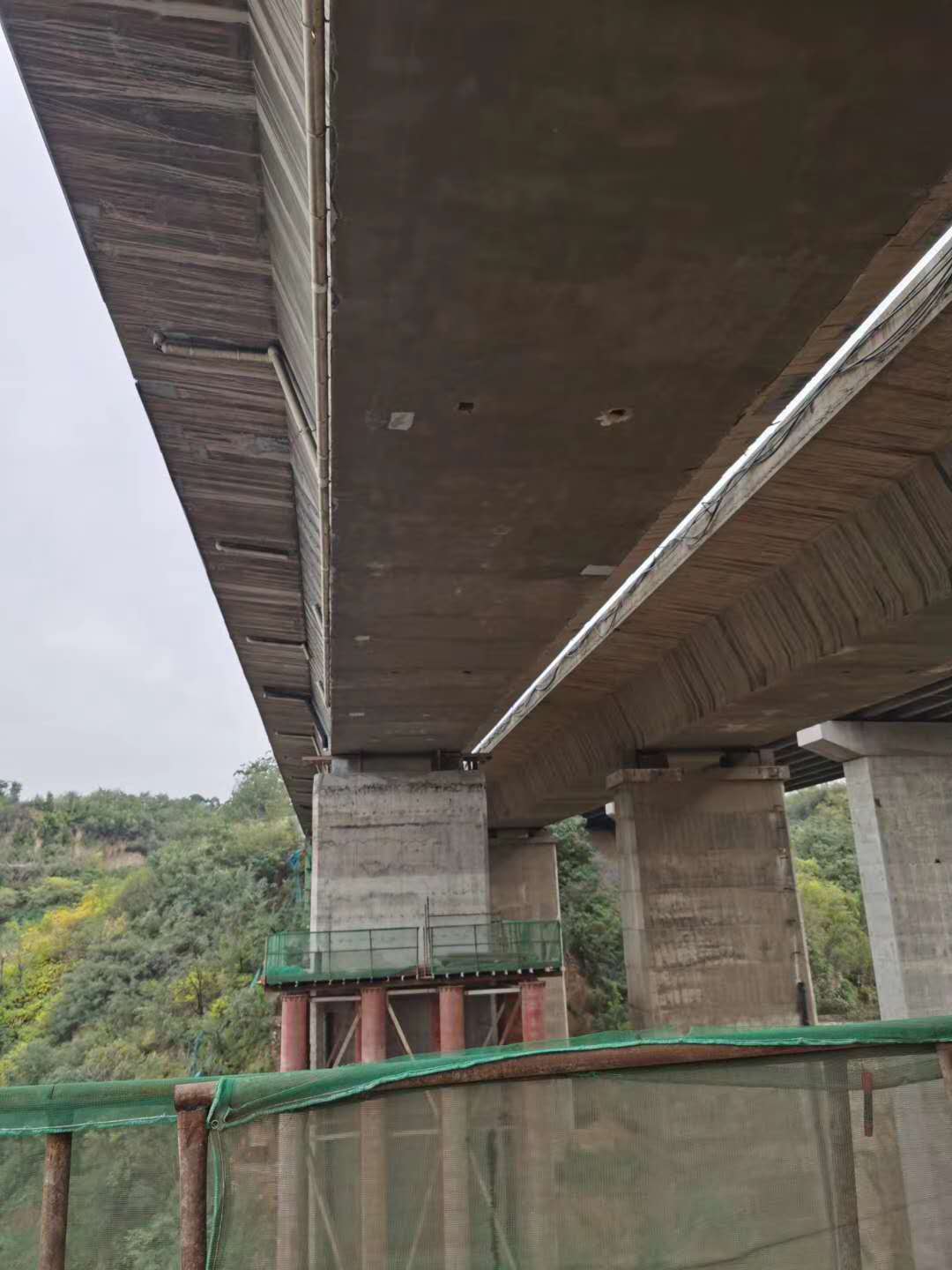 石家庄桥梁加固前制定可行设计方案图并用对施工方法